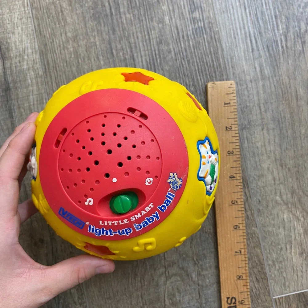 Vtech Little Smart Light-Up Baby Ball Yellow Musical Sensory Toy Rolling Toy VTG